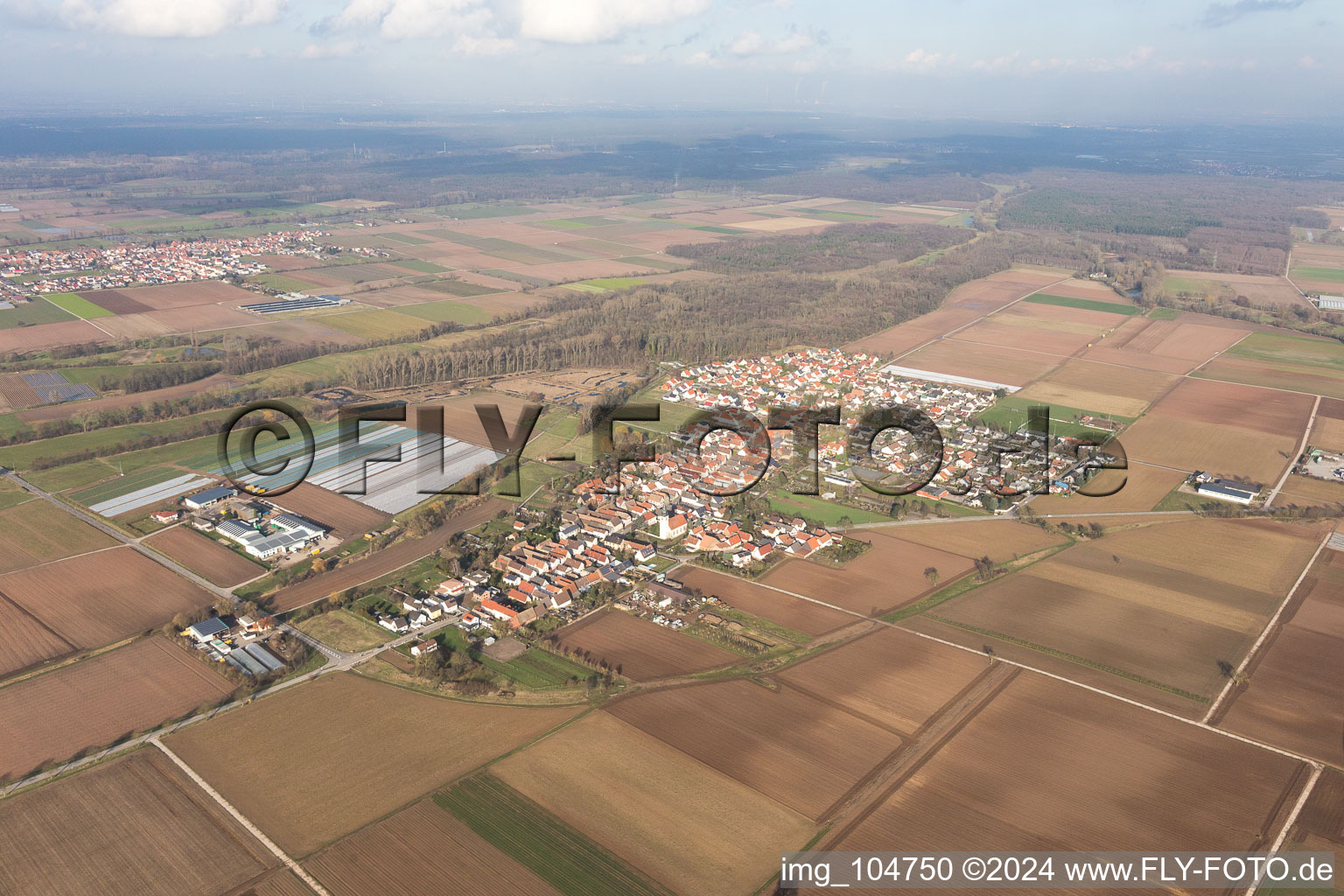 Freisbach dans le département Rhénanie-Palatinat, Allemagne vue d'en haut