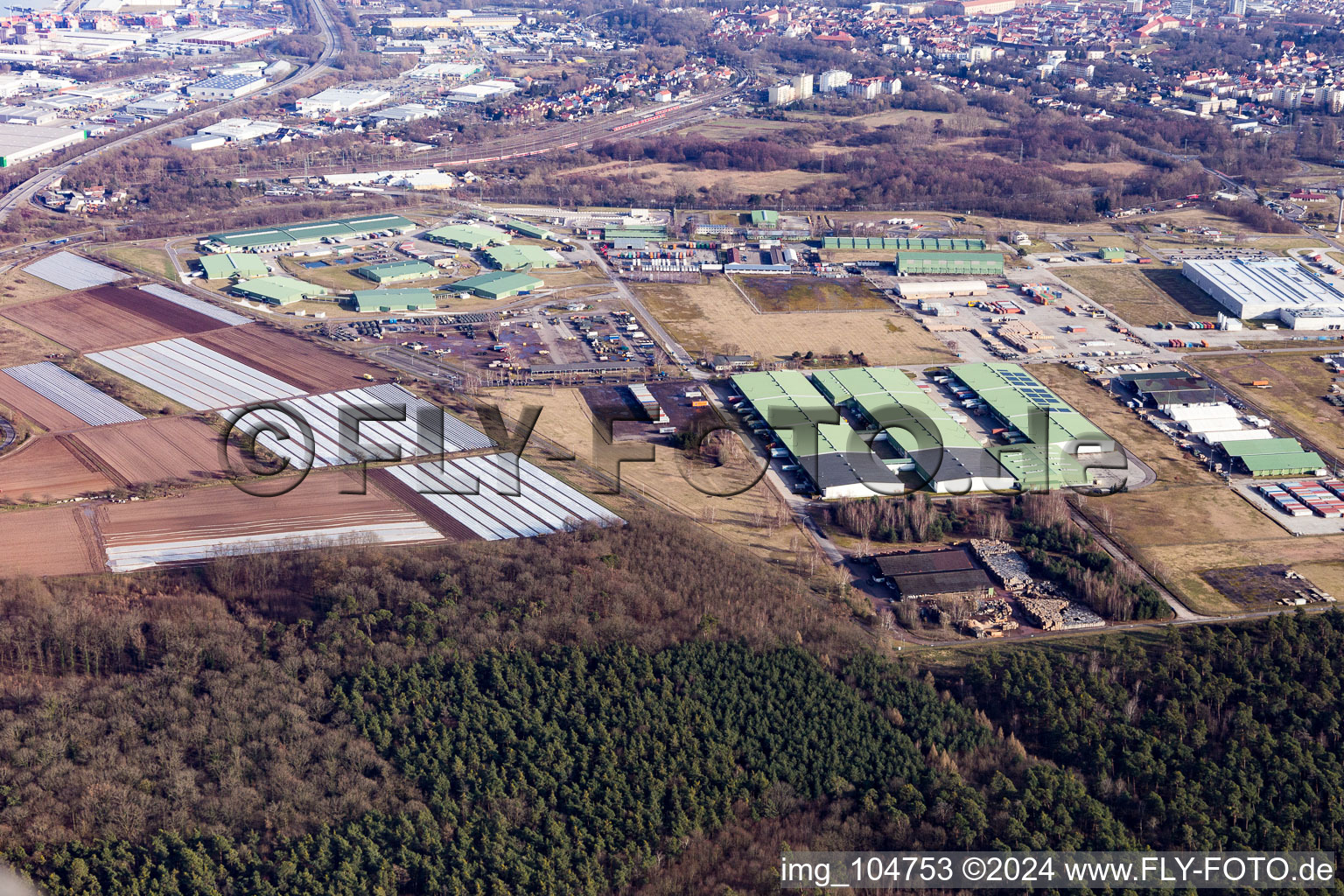 Vue aérienne de Dépôt de l'armée à Germersheim dans le département Rhénanie-Palatinat, Allemagne