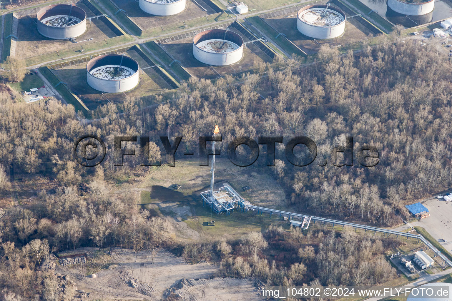 Photographie aérienne de Raffinerie de pétrole MIRO à le quartier Knielingen in Karlsruhe dans le département Bade-Wurtemberg, Allemagne