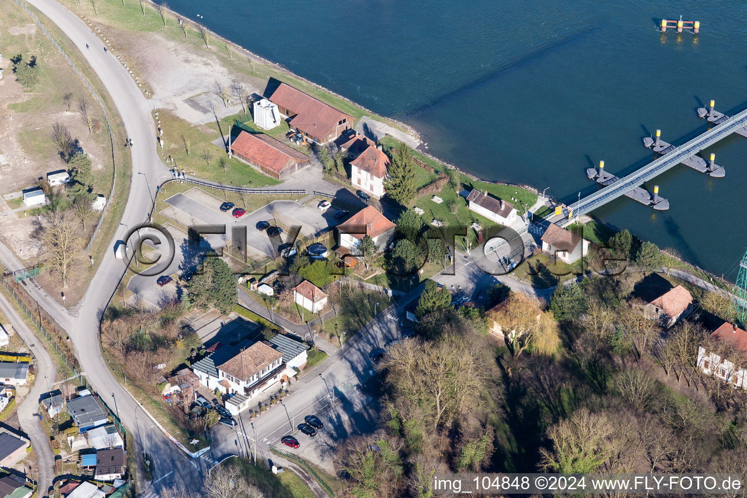 Seltz dans le département Bas Rhin, France d'un drone