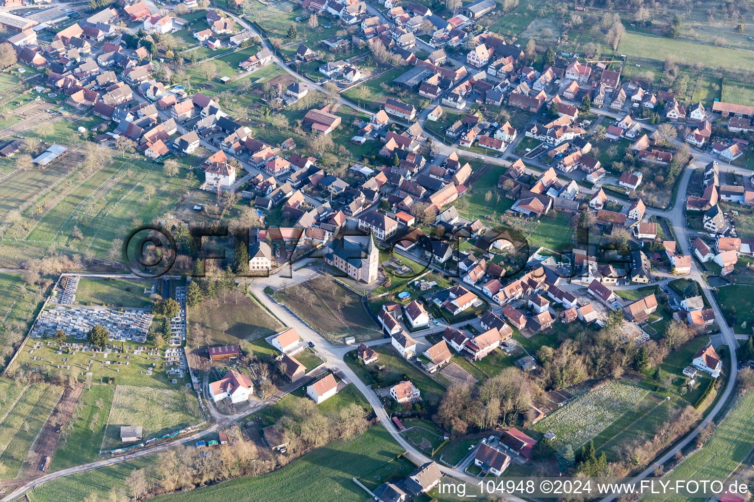 Preuschdorf dans le département Bas Rhin, France d'un drone