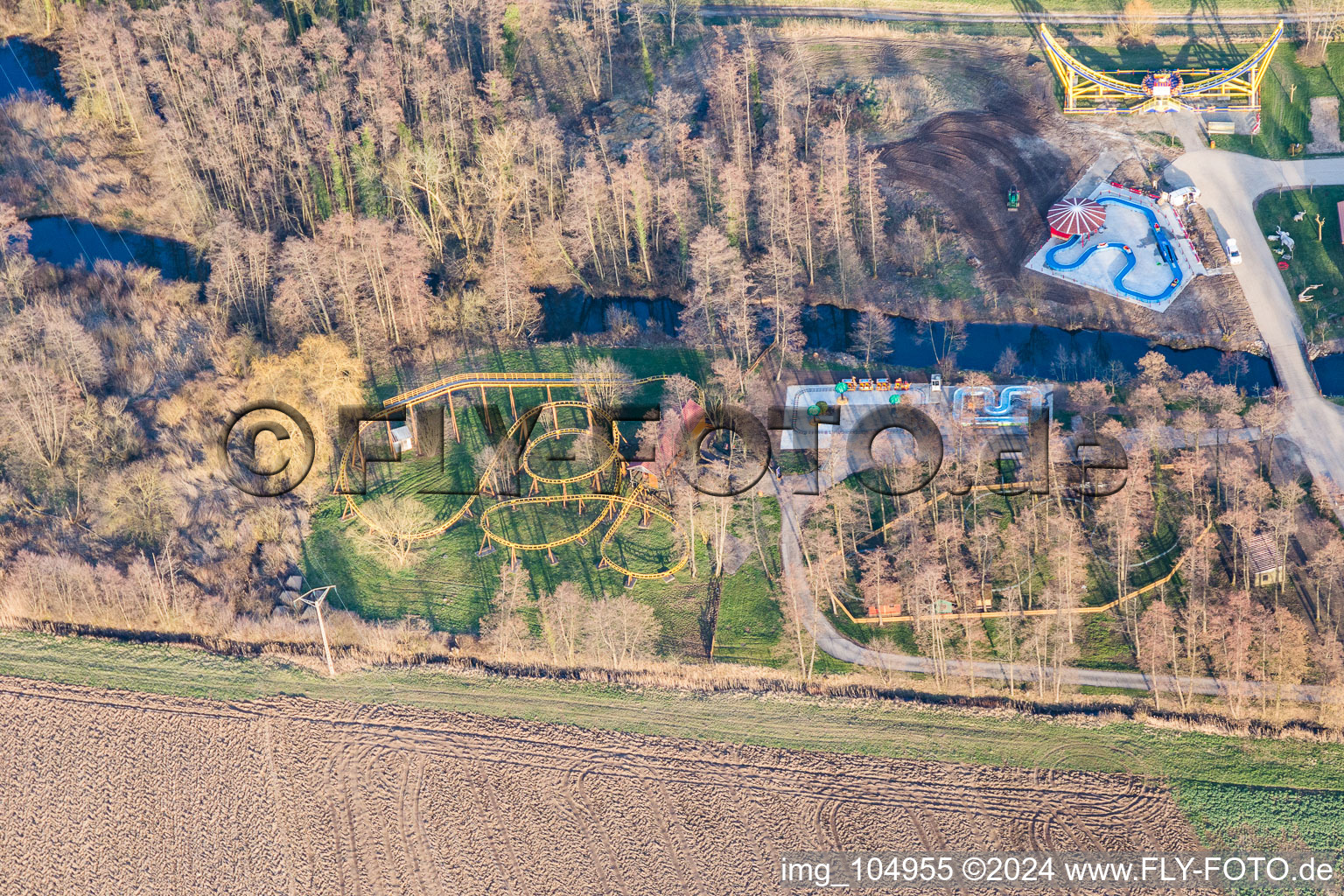 Vue aérienne de Base de loisirs - Parc d'attractions Didiland à Morsbronn-les-Bains dans le département Bas Rhin, France