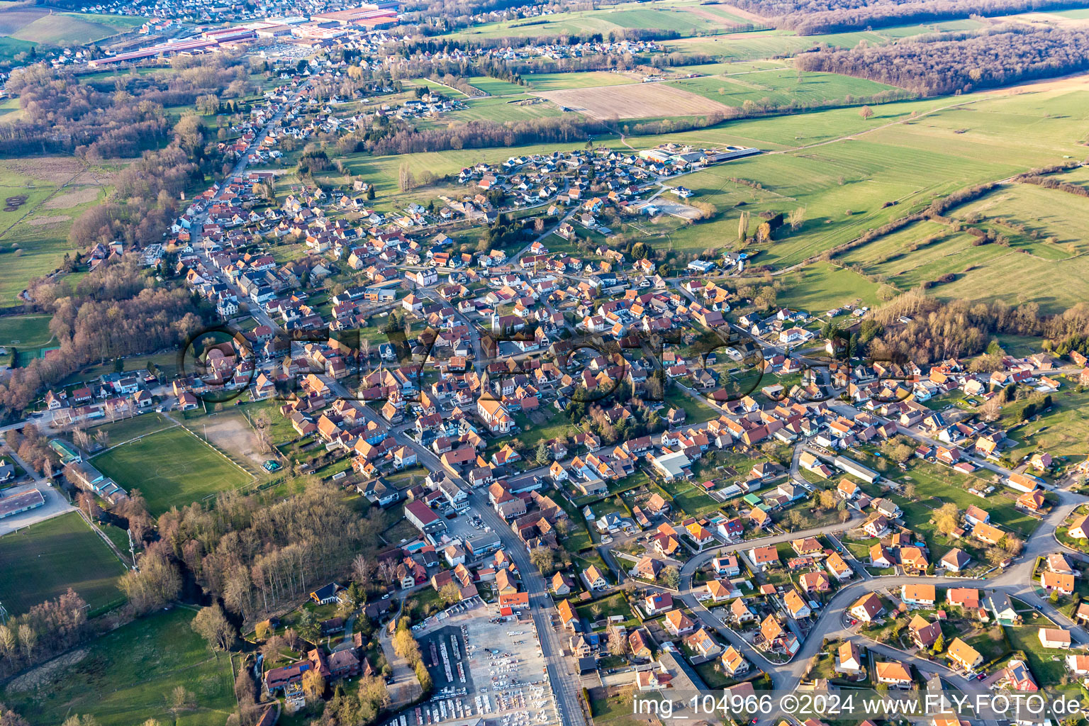 Vue aérienne de Rue de Sable à Gundershoffen dans le département Bas Rhin, France