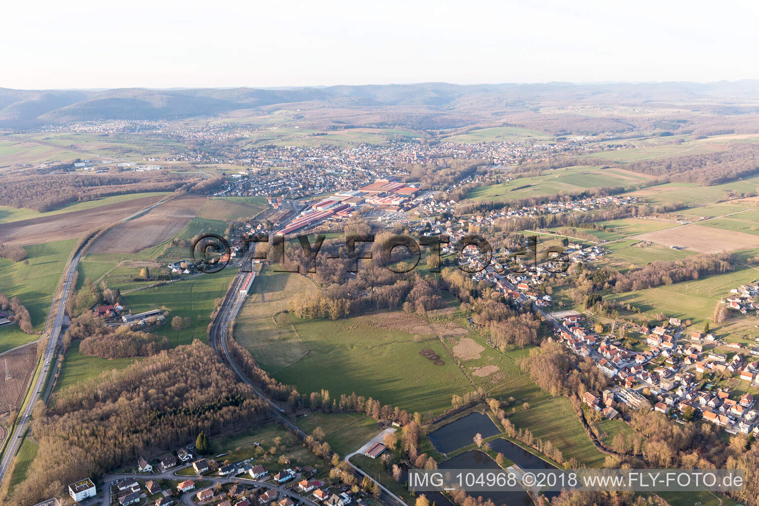 Image drone de Reichshoffen dans le département Bas Rhin, France