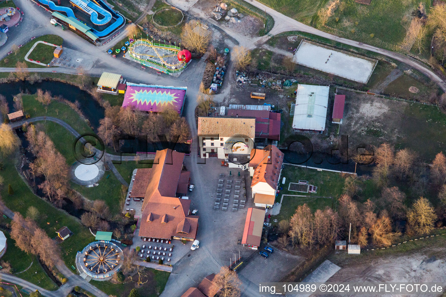 Base de loisirs - Parc d'attractions Didiland à Morsbronn-les-Bains dans le département Bas Rhin, France depuis l'avion