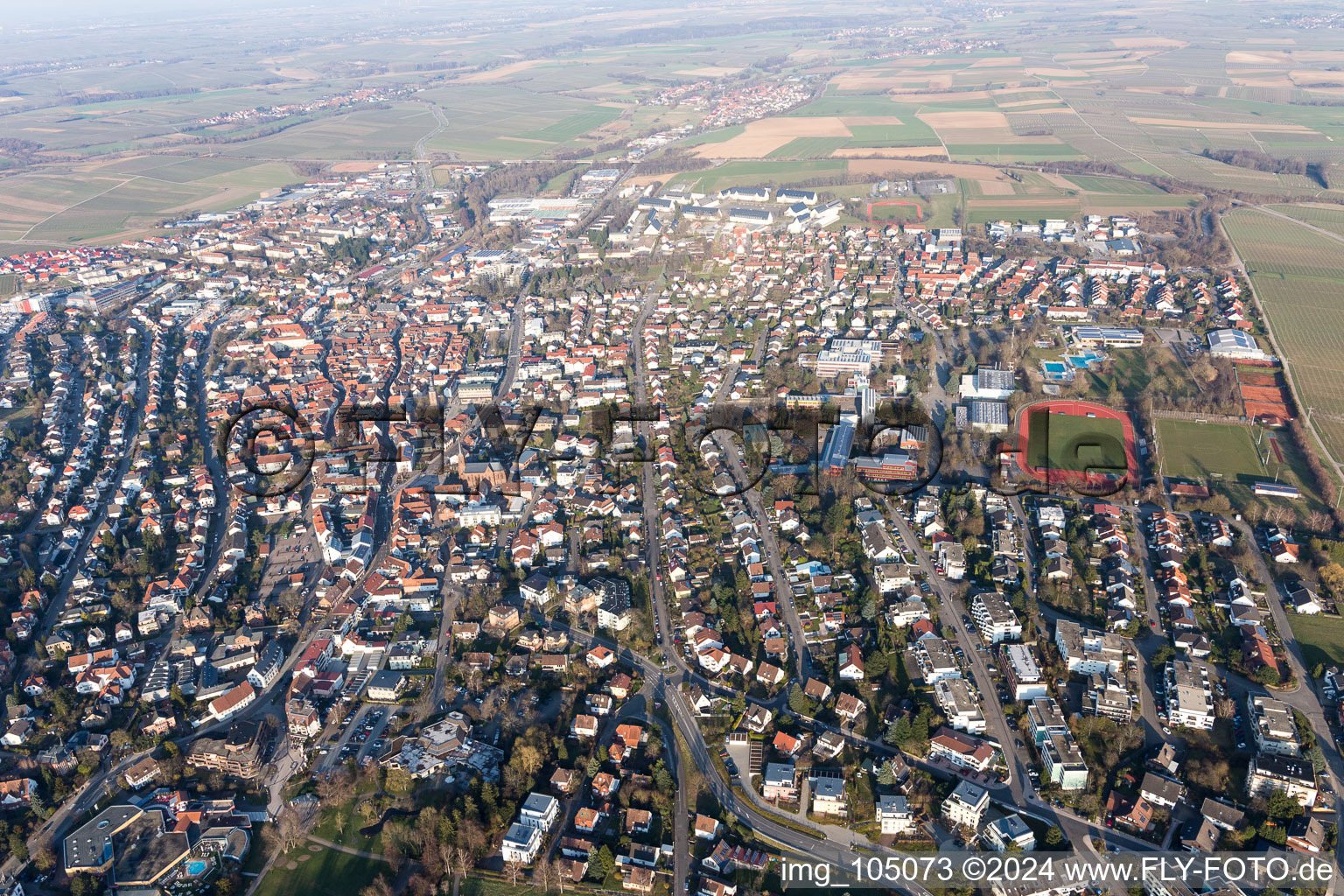 Bad Bergzabern dans le département Rhénanie-Palatinat, Allemagne vue d'en haut