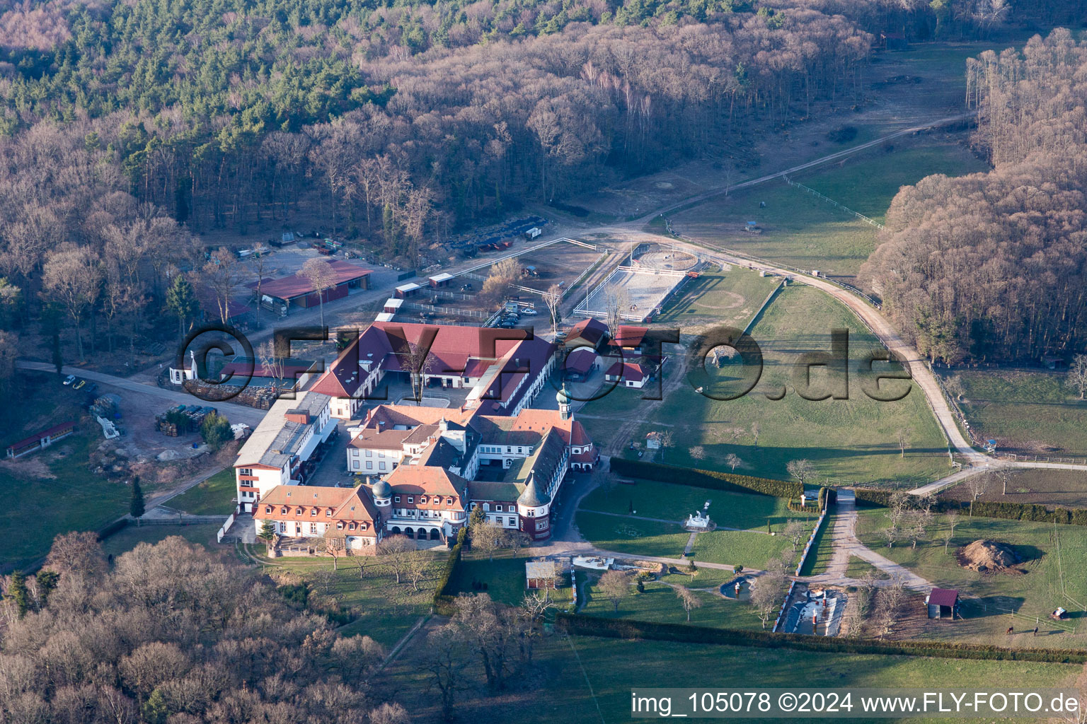 Vue d'oiseau de Bad Bergzabern dans le département Rhénanie-Palatinat, Allemagne