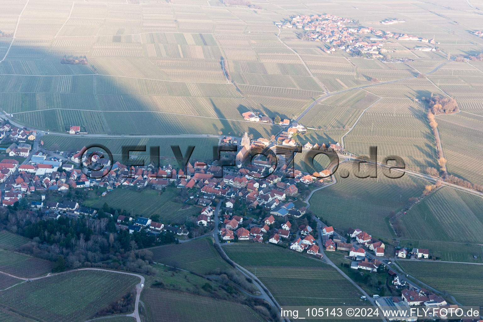 Gleisweiler dans le département Rhénanie-Palatinat, Allemagne depuis l'avion