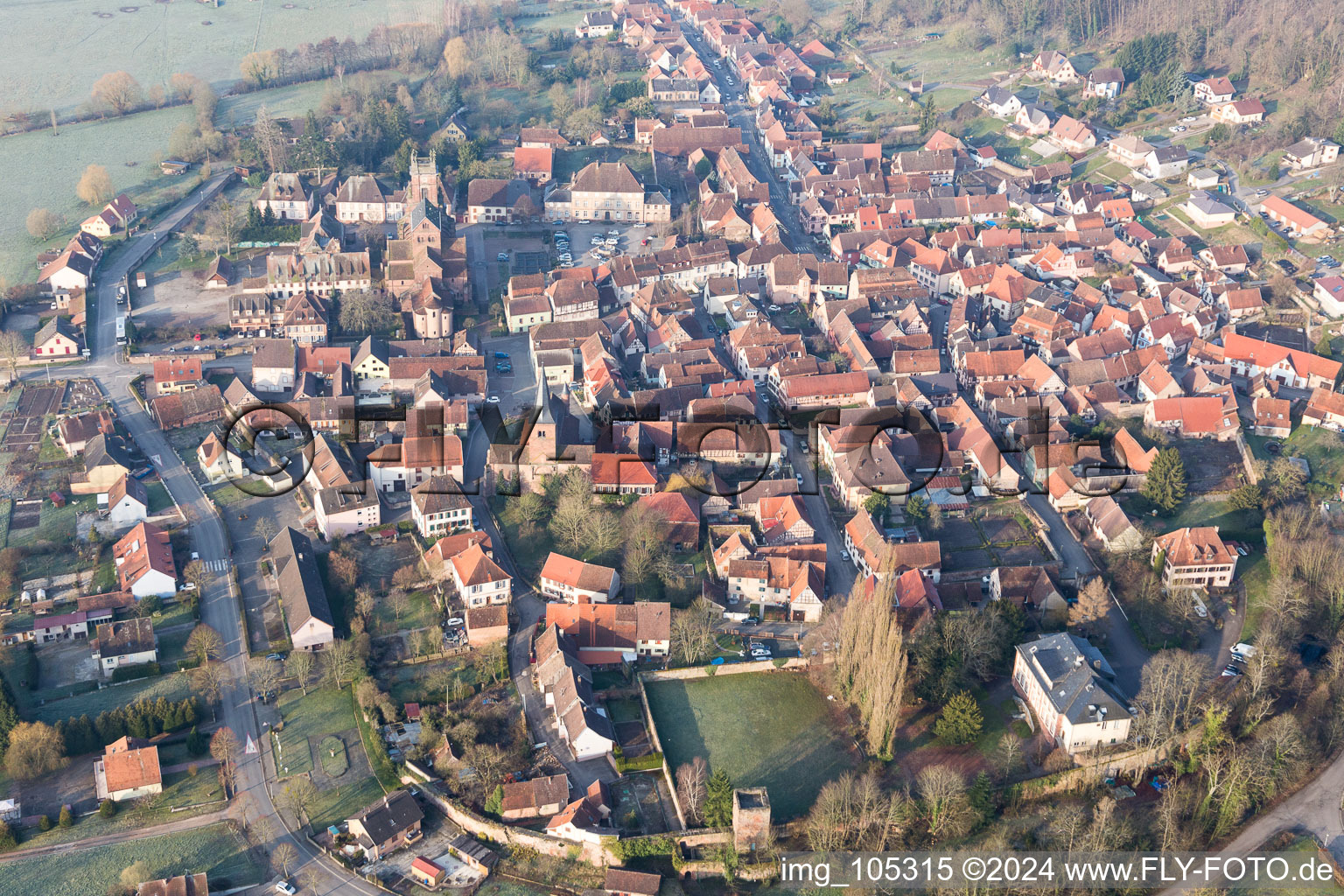 Photographie aérienne de Neuwiller-lès-Saverne dans le département Bas Rhin, France