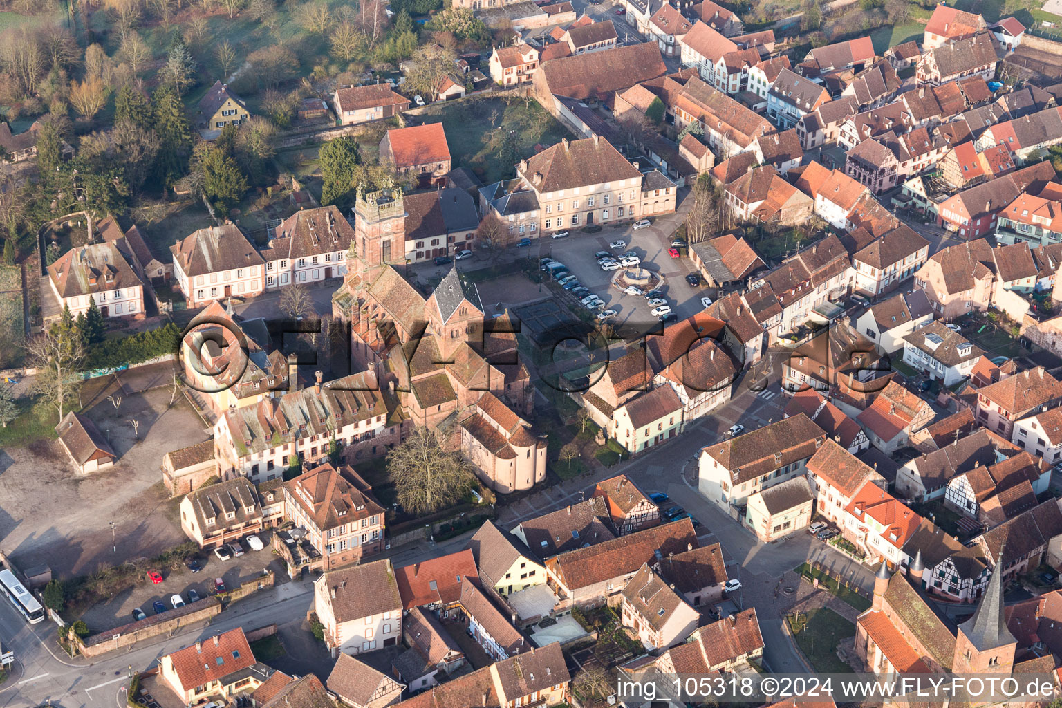 Neuwiller-lès-Saverne dans le département Bas Rhin, France d'en haut