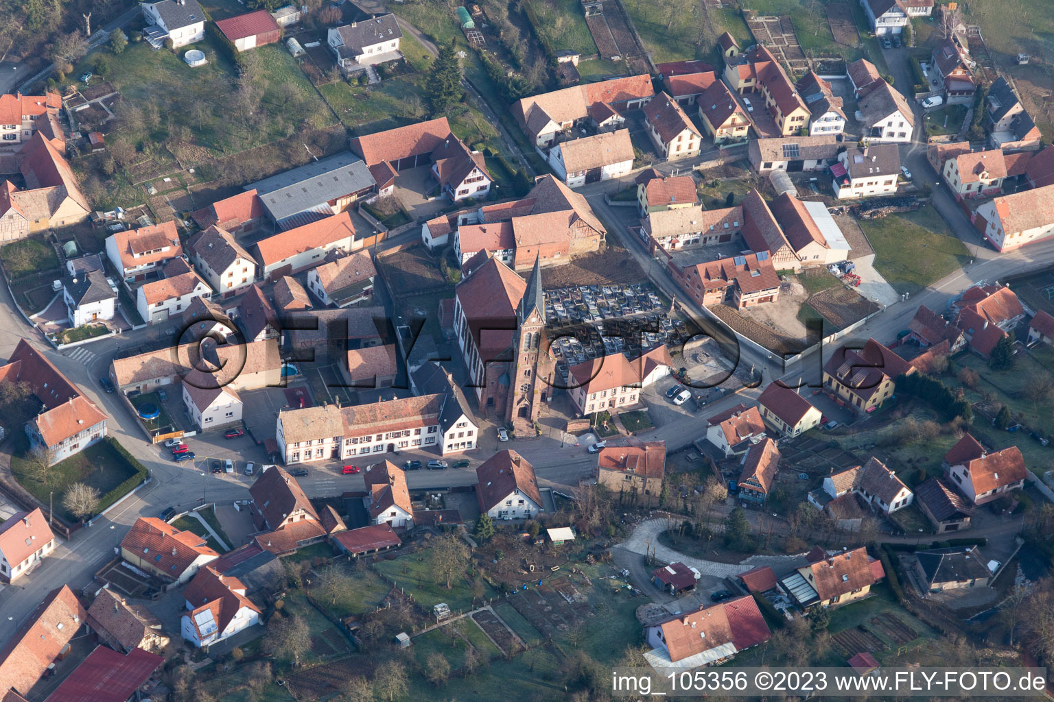 Ettendorf dans le département Bas Rhin, France vu d'un drone