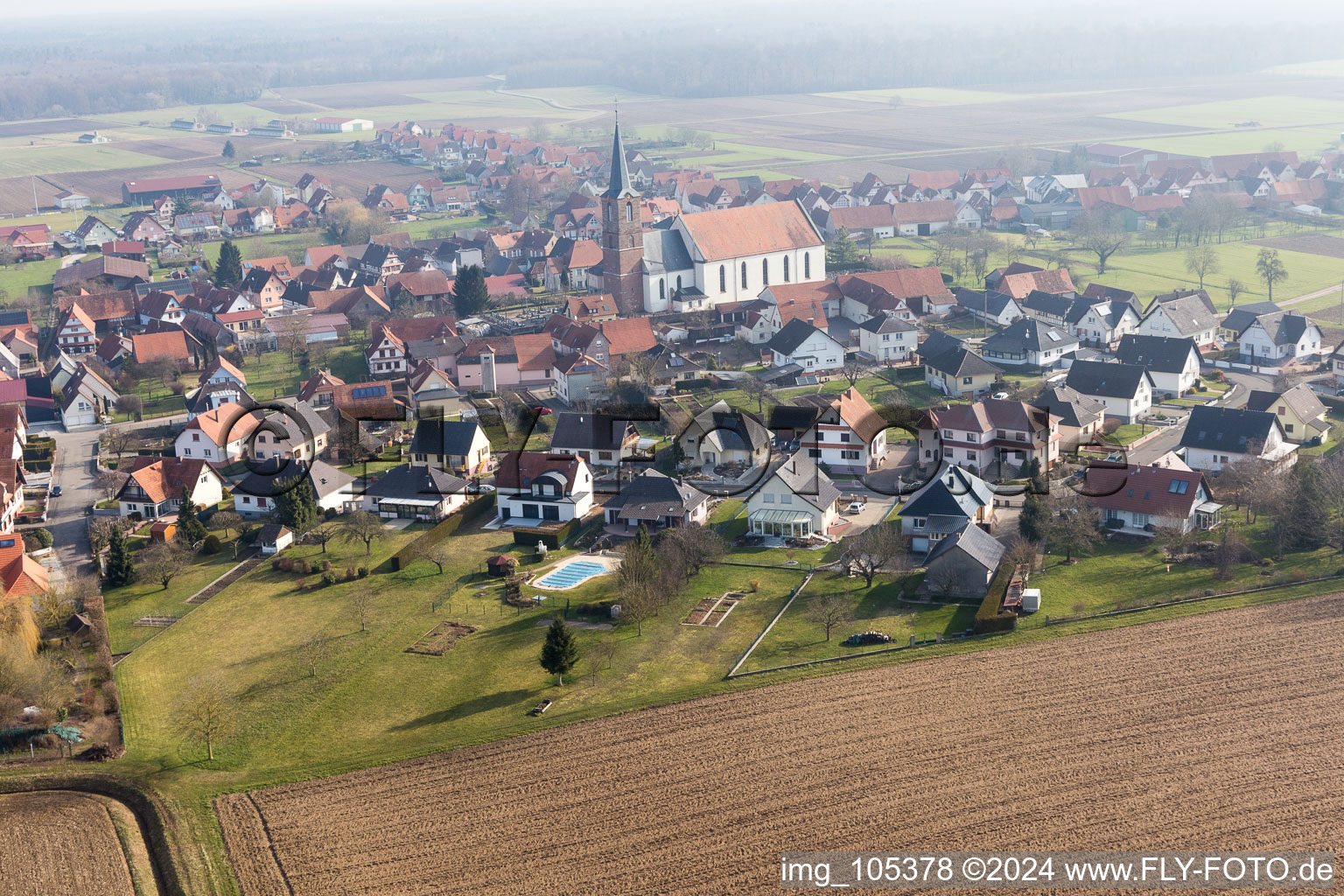 Schleithal dans le département Bas Rhin, France depuis l'avion