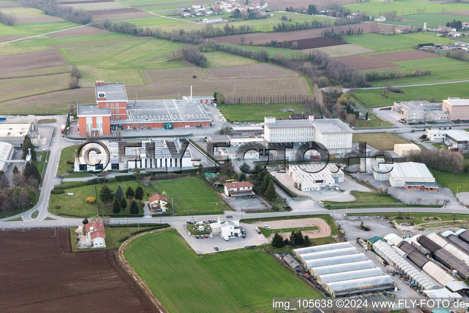 Vue oblique de Zona Industriale Prosciutti dans le département Frioul-Vénétie Julienne, Italie