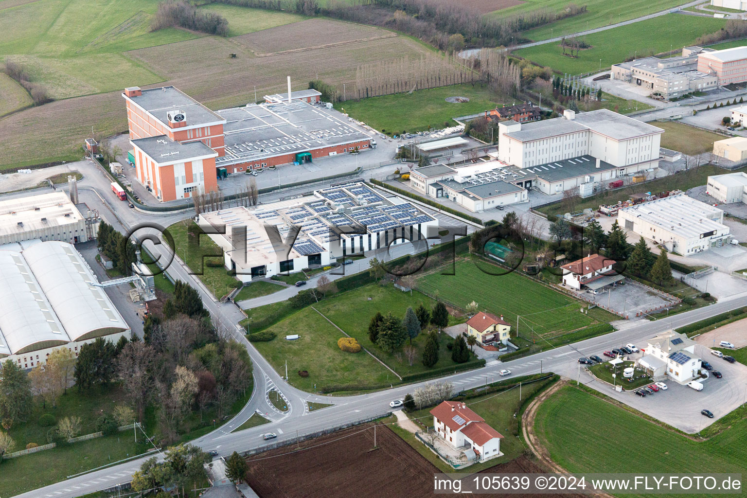 Zona Industriale Prosciutti dans le département Frioul-Vénétie Julienne, Italie d'en haut