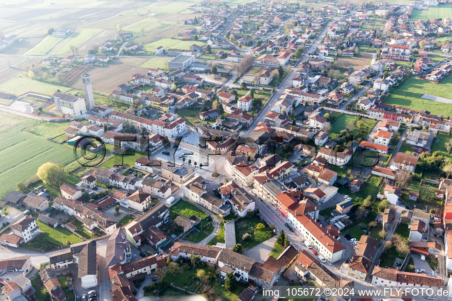 Vue oblique de Ronchis dans le département Udine, Italie