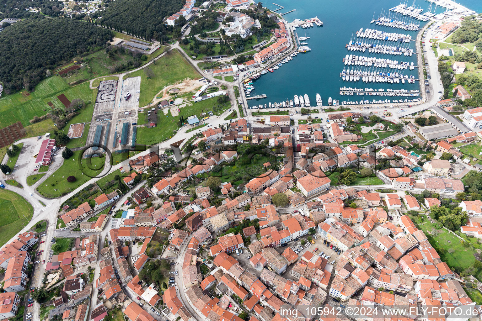 Vrsar dans le département Gespanschaft Istrien, Croatie vue d'en haut