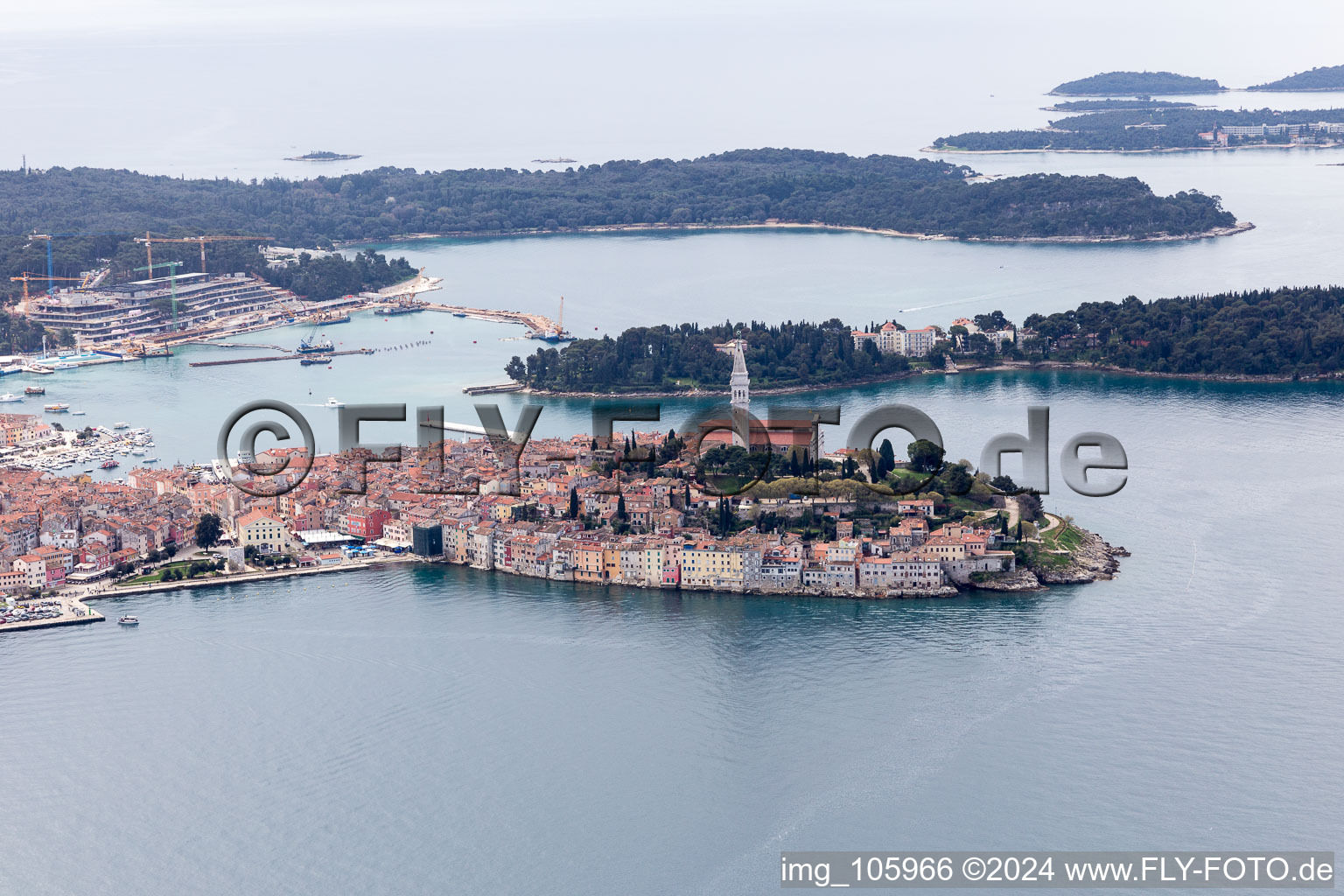 Rovinj dans le département Gespanschaft Istrien, Croatie vue du ciel