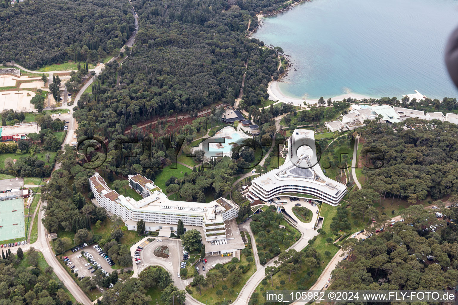 Rovinj dans le département Gespanschaft Istrien, Croatie depuis l'avion