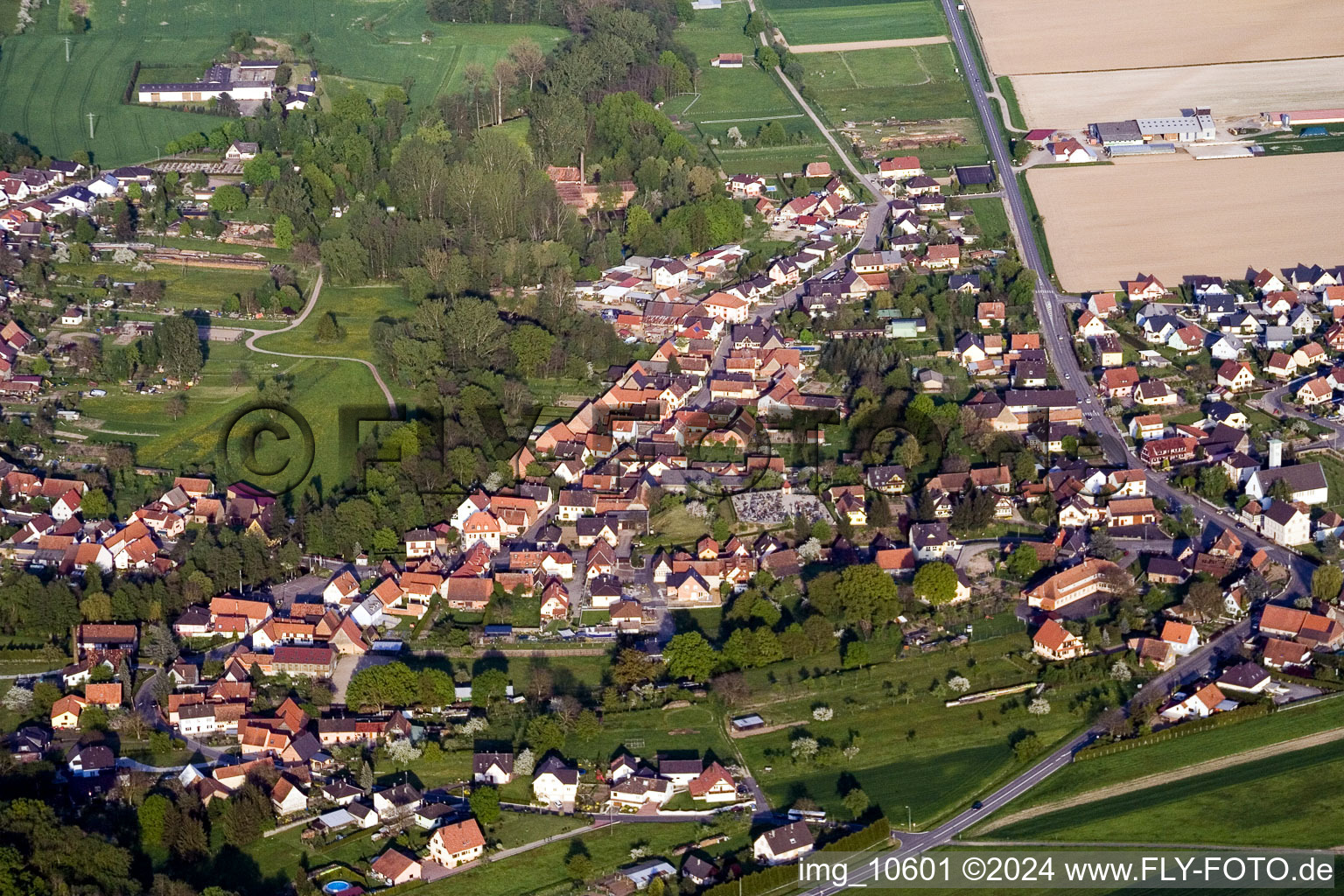 Scheibenhard dans le département Bas Rhin, France vue du ciel