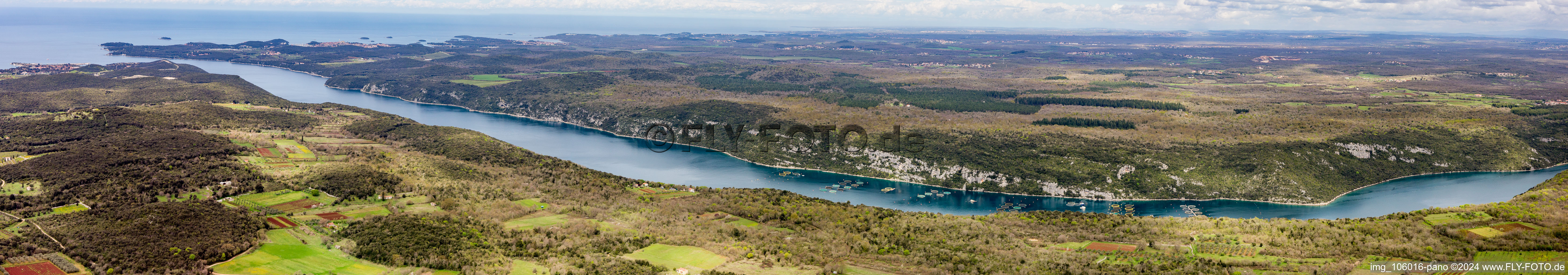 Vue aérienne de Panorama à Rovinjsko Selo dans le département Istrie, Croatie