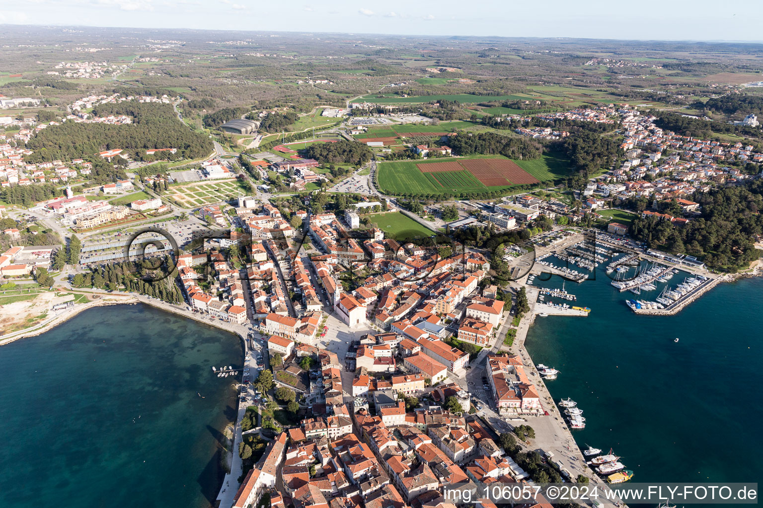 Poreč dans le département Gespanschaft Istrien, Croatie hors des airs