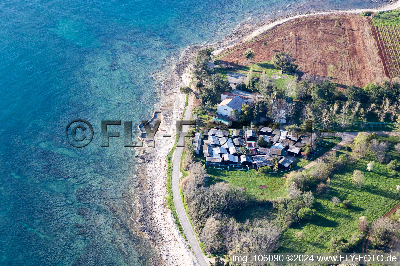 Vue aérienne de Lovrecica dans le département Gespanschaft Istrien, Croatie