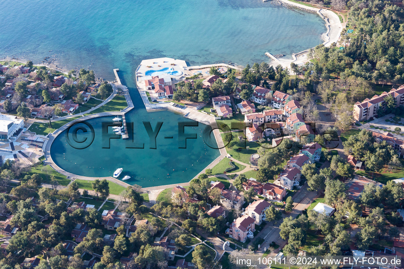 Umag dans le département Gespanschaft Istrien, Croatie depuis l'avion