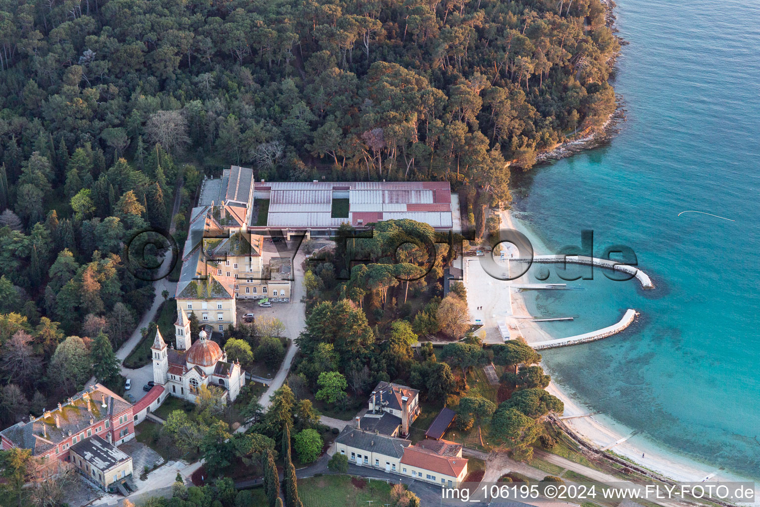 Rovinj dans le département Gespanschaft Istrien, Croatie vue du ciel