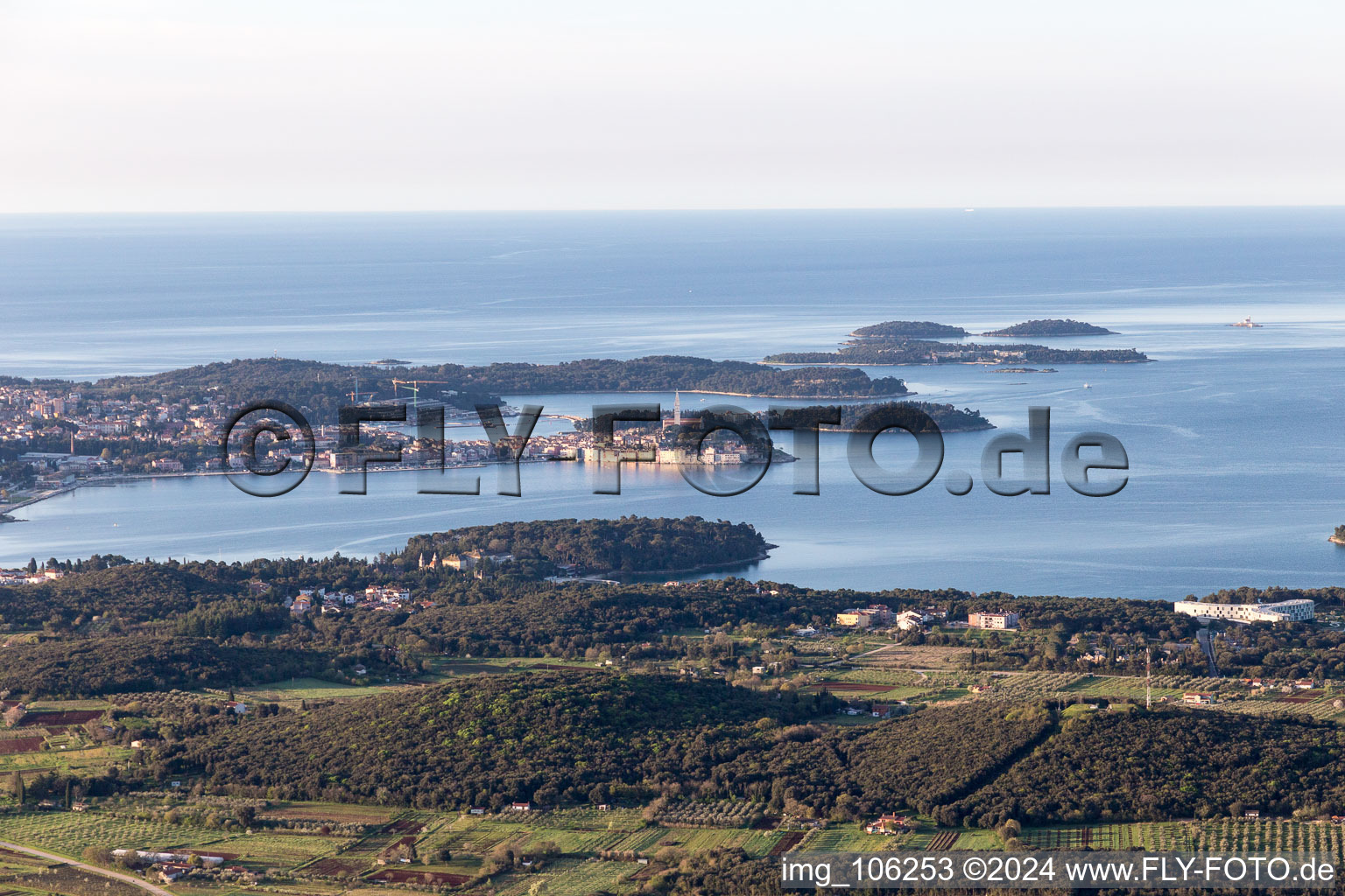 Photographie aérienne de Vrsar dans le département Gespanschaft Istrien, Croatie