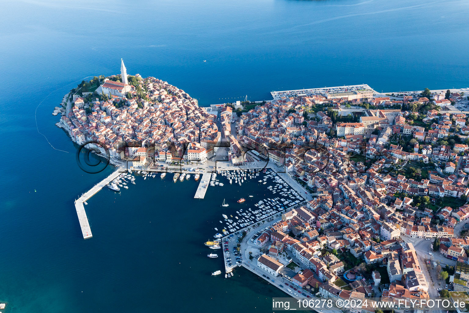 Rovinj dans le département Gespanschaft Istrien, Croatie hors des airs