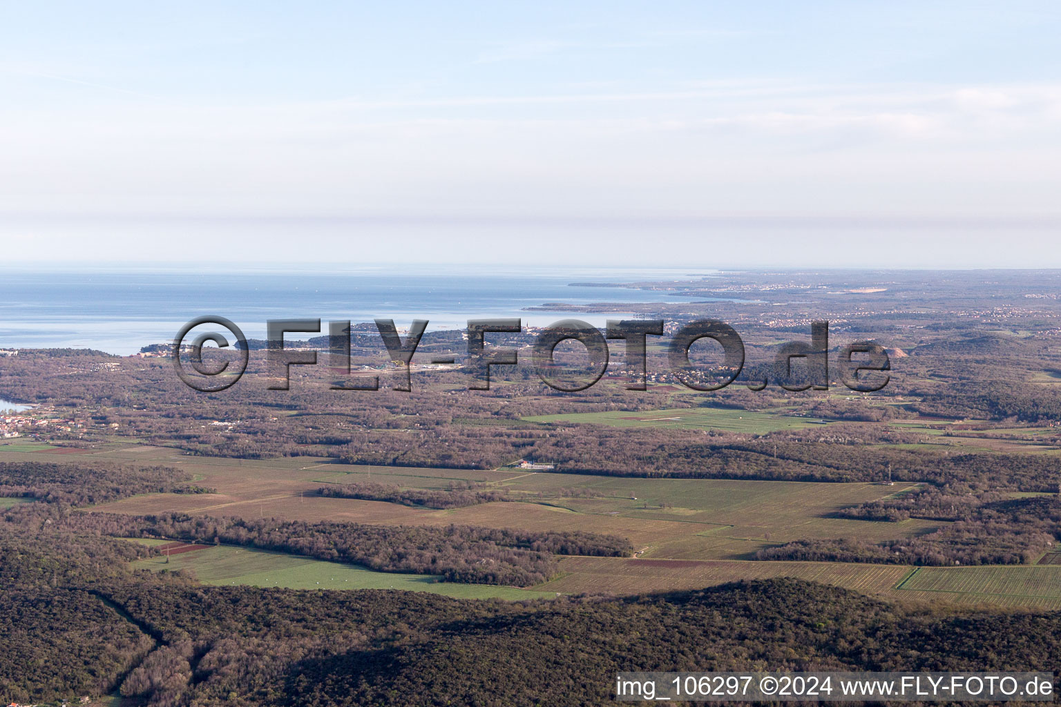 Vue aérienne de Flengi dans le département Gespanschaft Istrien, Croatie