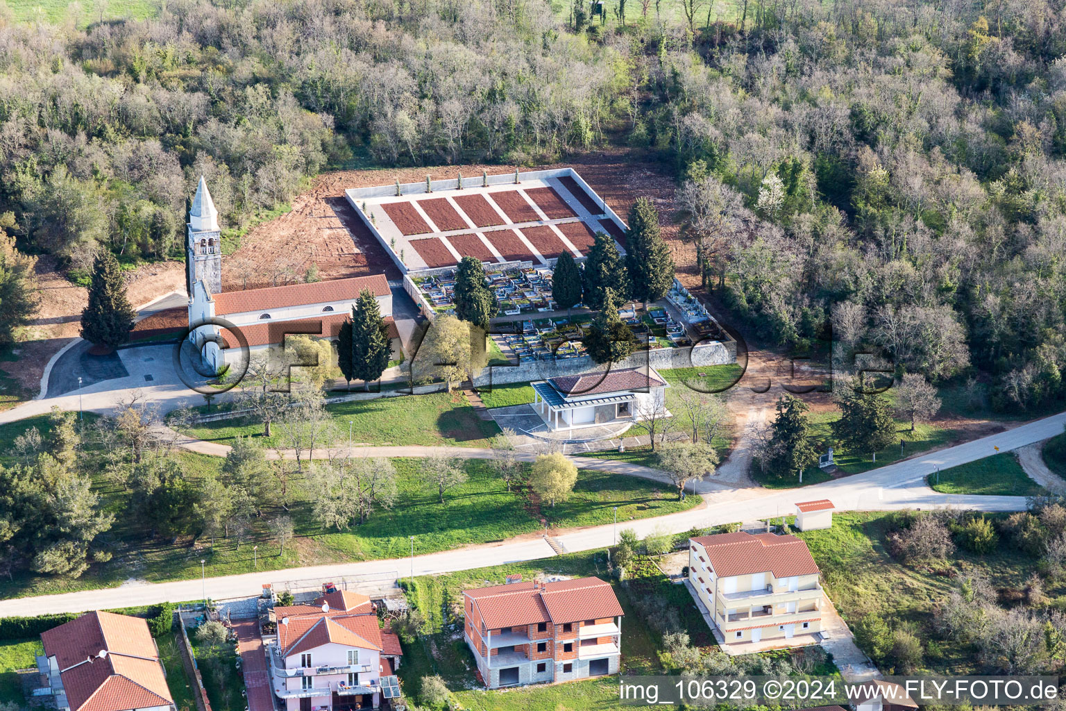 Photographie aérienne de Fuškulin dans le département Gespanschaft Istrien, Croatie