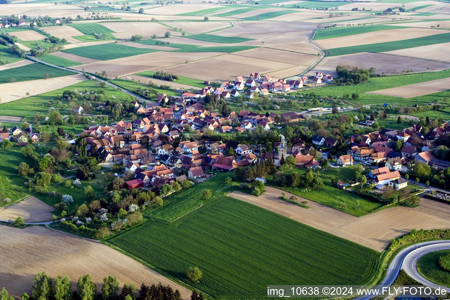 Hohwiller dans le département Bas Rhin, France vue du ciel