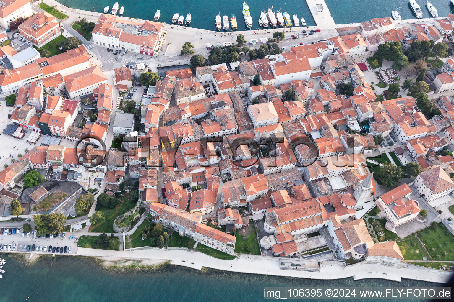 Poreč dans le département Gespanschaft Istrien, Croatie d'en haut