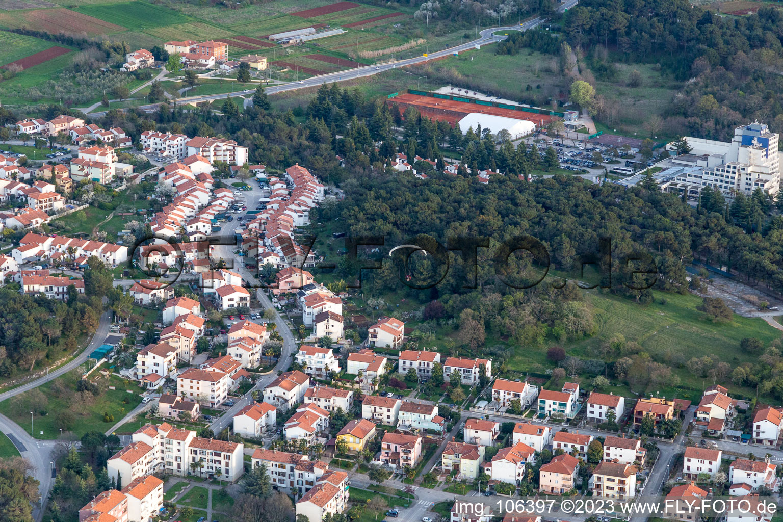 Poreč dans le département Istrie, Croatie d'en haut