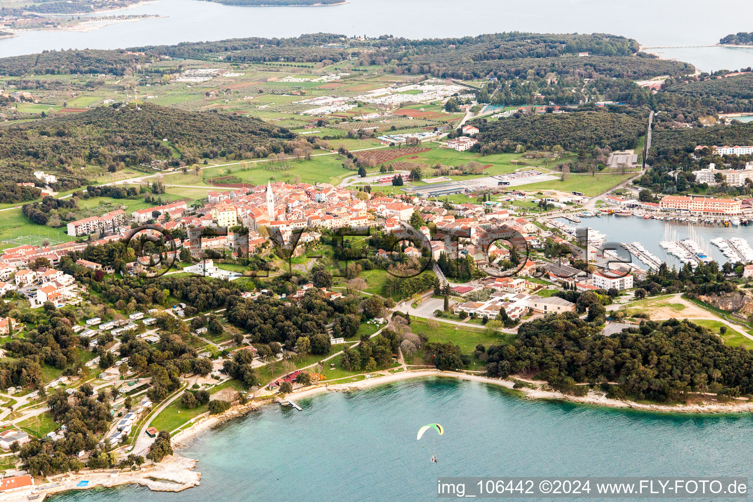 Vue aérienne de Stancija Valkanela dans le département Gespanschaft Istrien, Croatie