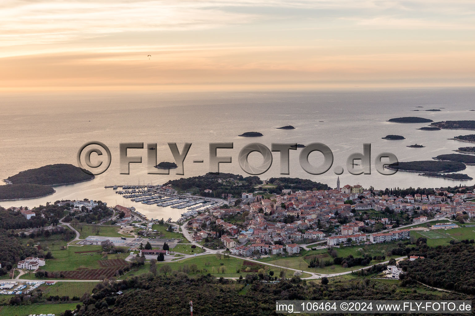 Photographie aérienne de Vrsar dans le département Gespanschaft Istrien, Croatie