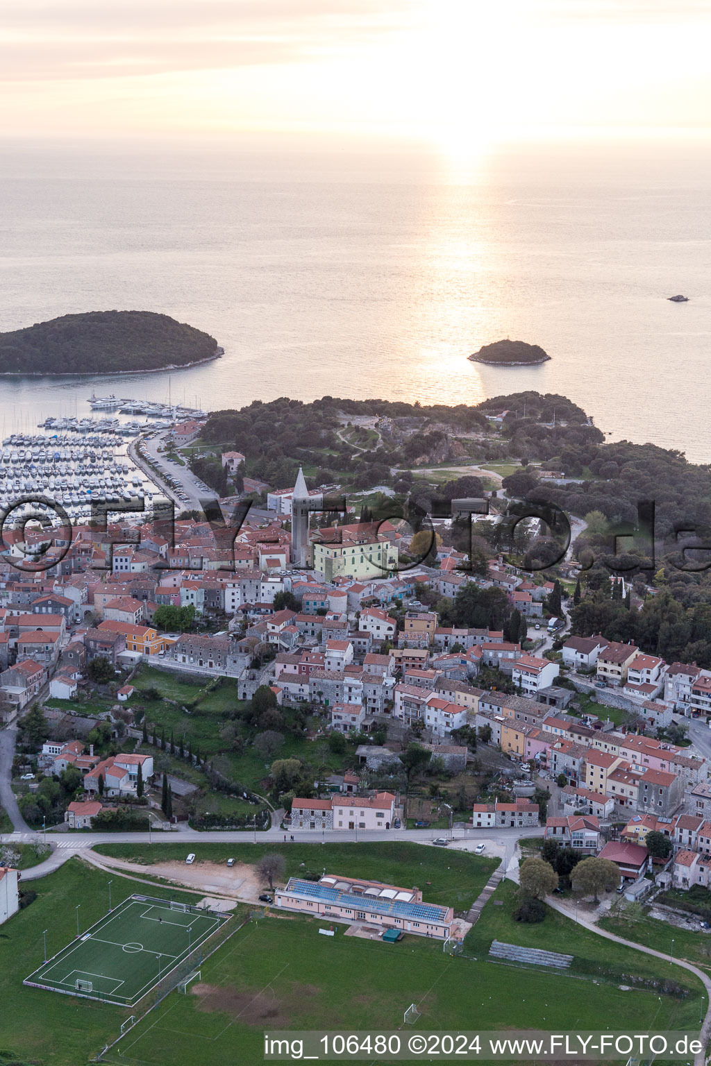 Vrsar dans le département Gespanschaft Istrien, Croatie vue du ciel