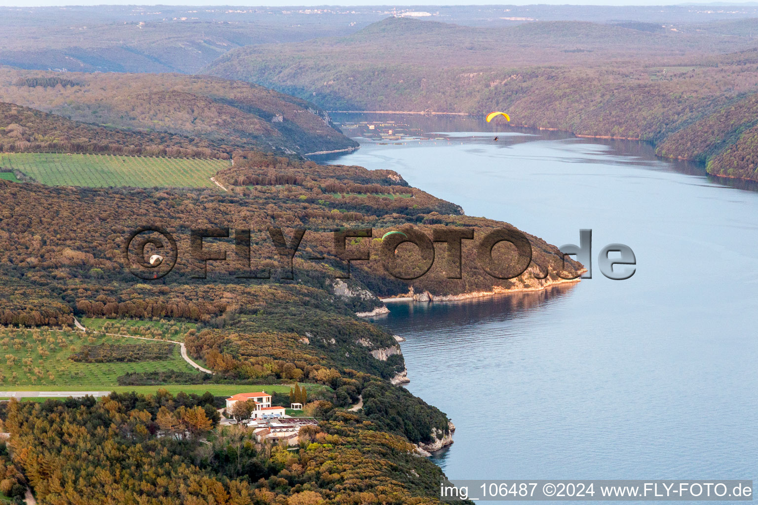 Vue aérienne de Vrsar dans le département Gespanschaft Istrien, Croatie