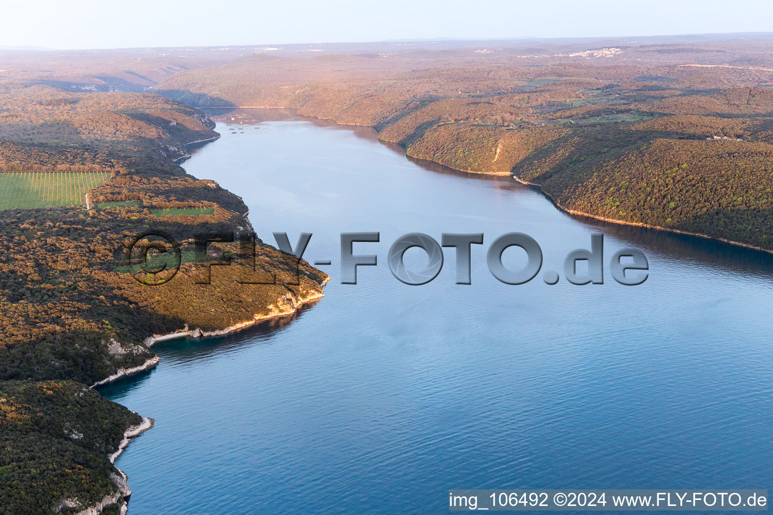 Vue oblique de Vrsar dans le département Gespanschaft Istrien, Croatie