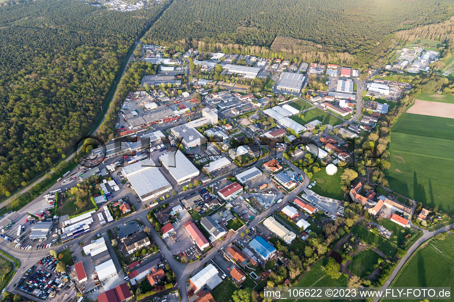 Quartier Speyerdorf in Neustadt an der Weinstraße dans le département Rhénanie-Palatinat, Allemagne d'en haut