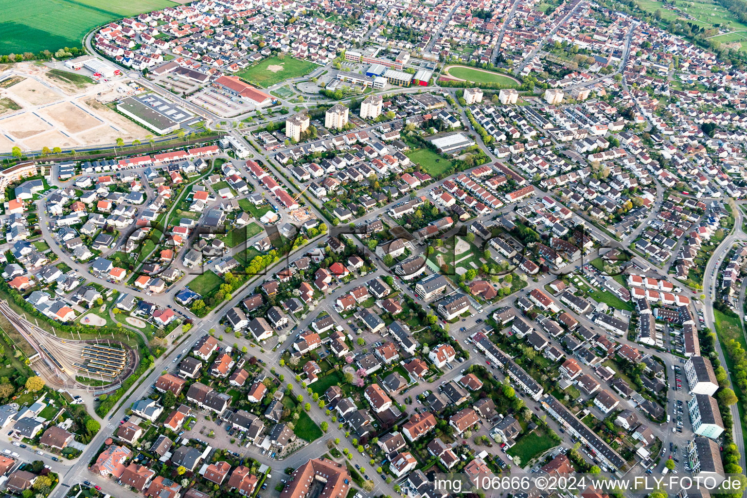 Quartier Linkenheim in Linkenheim-Hochstetten dans le département Bade-Wurtemberg, Allemagne hors des airs