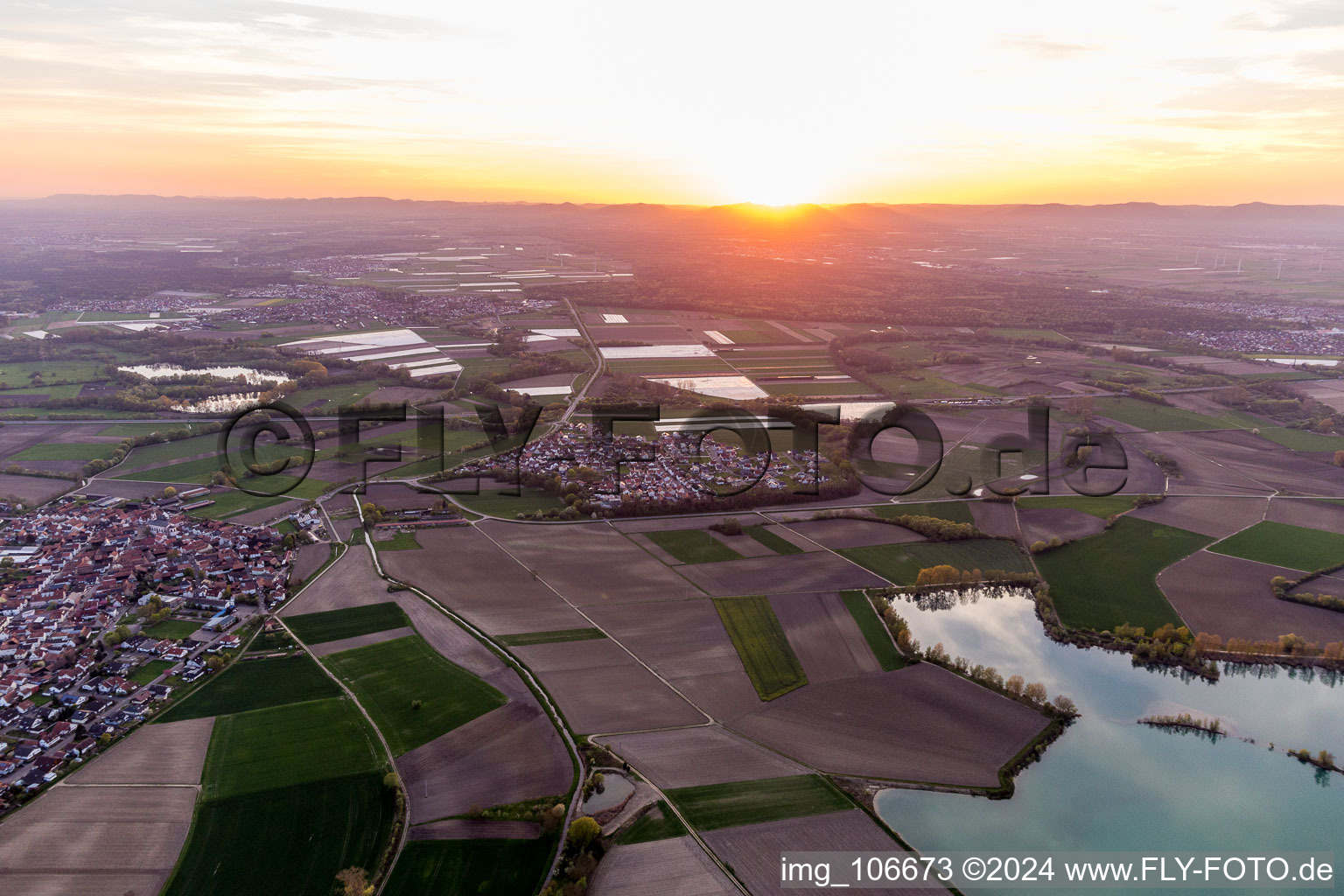 Image drone de Neupotz dans le département Rhénanie-Palatinat, Allemagne