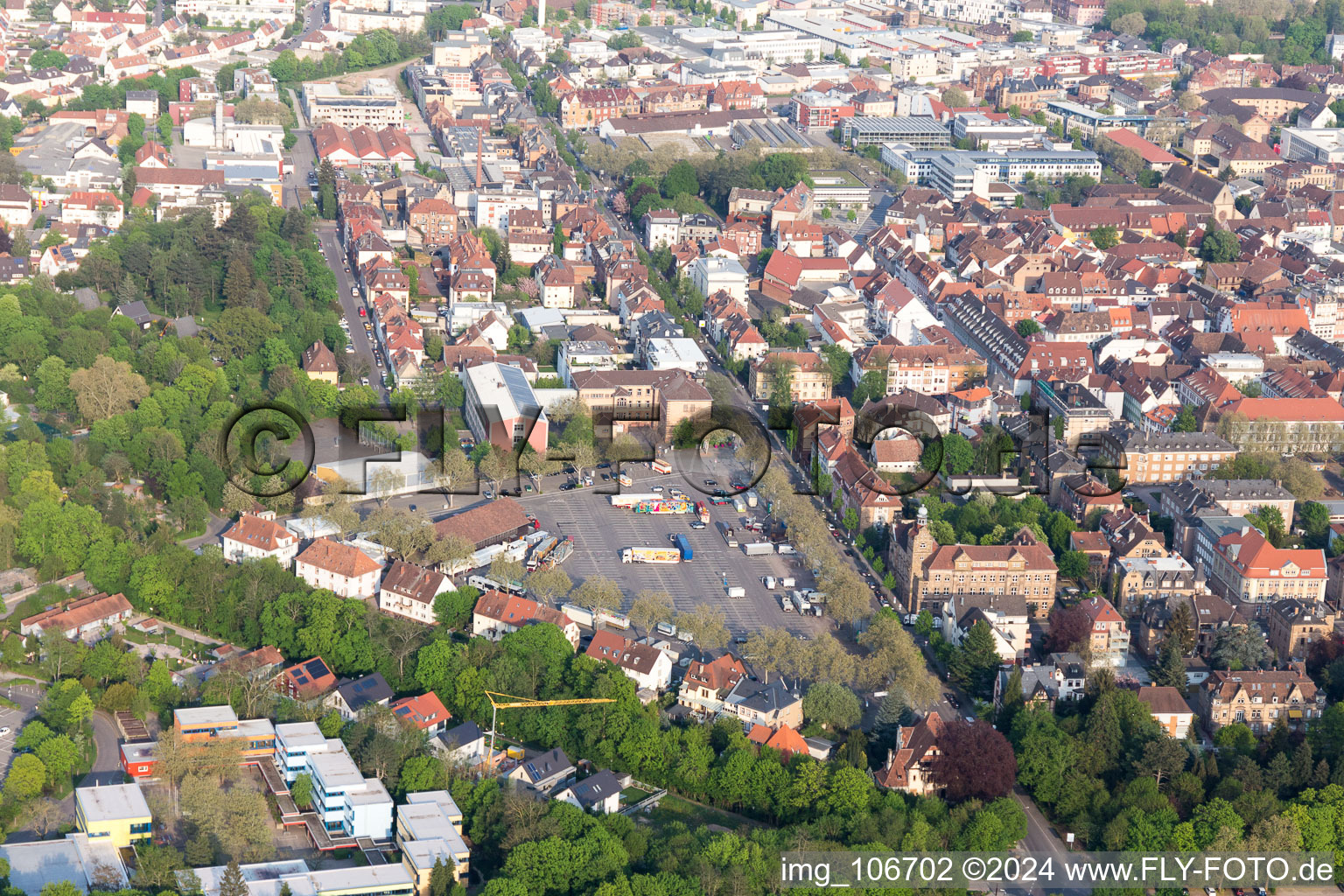 Landau in der Pfalz dans le département Rhénanie-Palatinat, Allemagne depuis l'avion