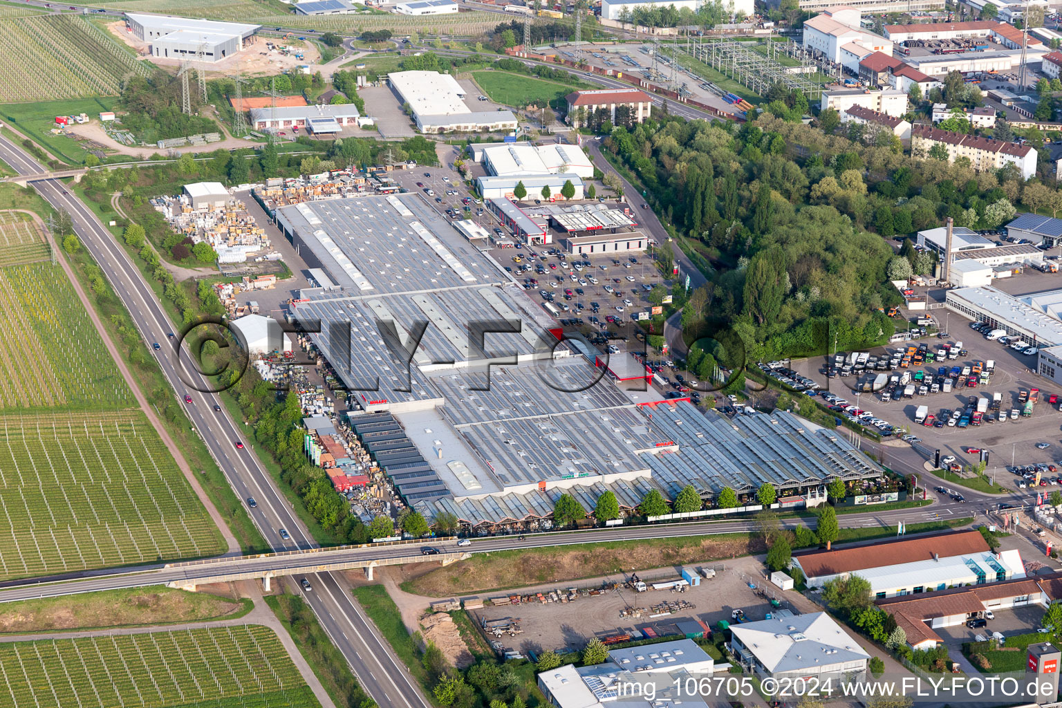 Vue aérienne de Quincaillerie Gillet à Landau in der Pfalz dans le département Rhénanie-Palatinat, Allemagne