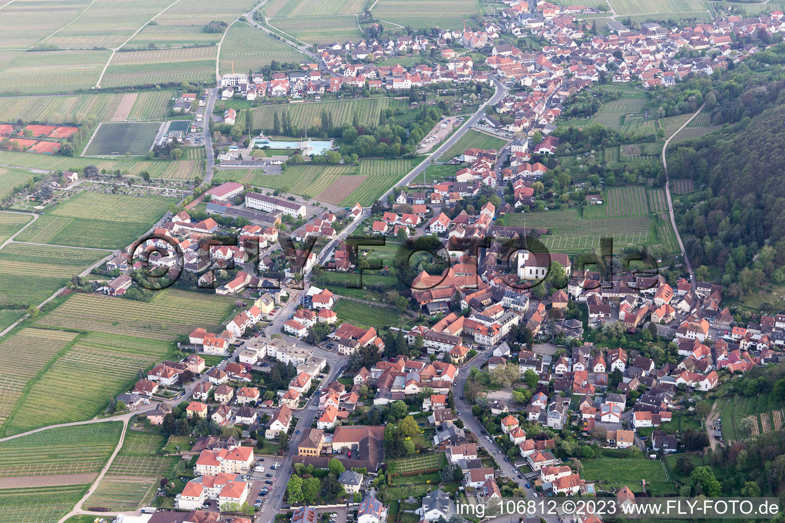 Quartier Hambach an der Weinstraße in Neustadt an der Weinstraße dans le département Rhénanie-Palatinat, Allemagne hors des airs