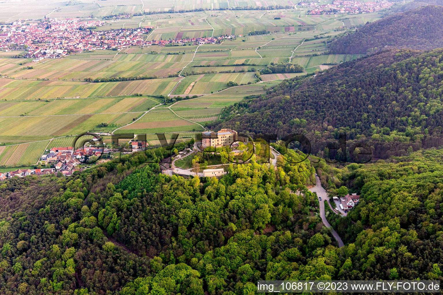 Quartier Hambach an der Weinstraße in Neustadt an der Weinstraße dans le département Rhénanie-Palatinat, Allemagne depuis l'avion