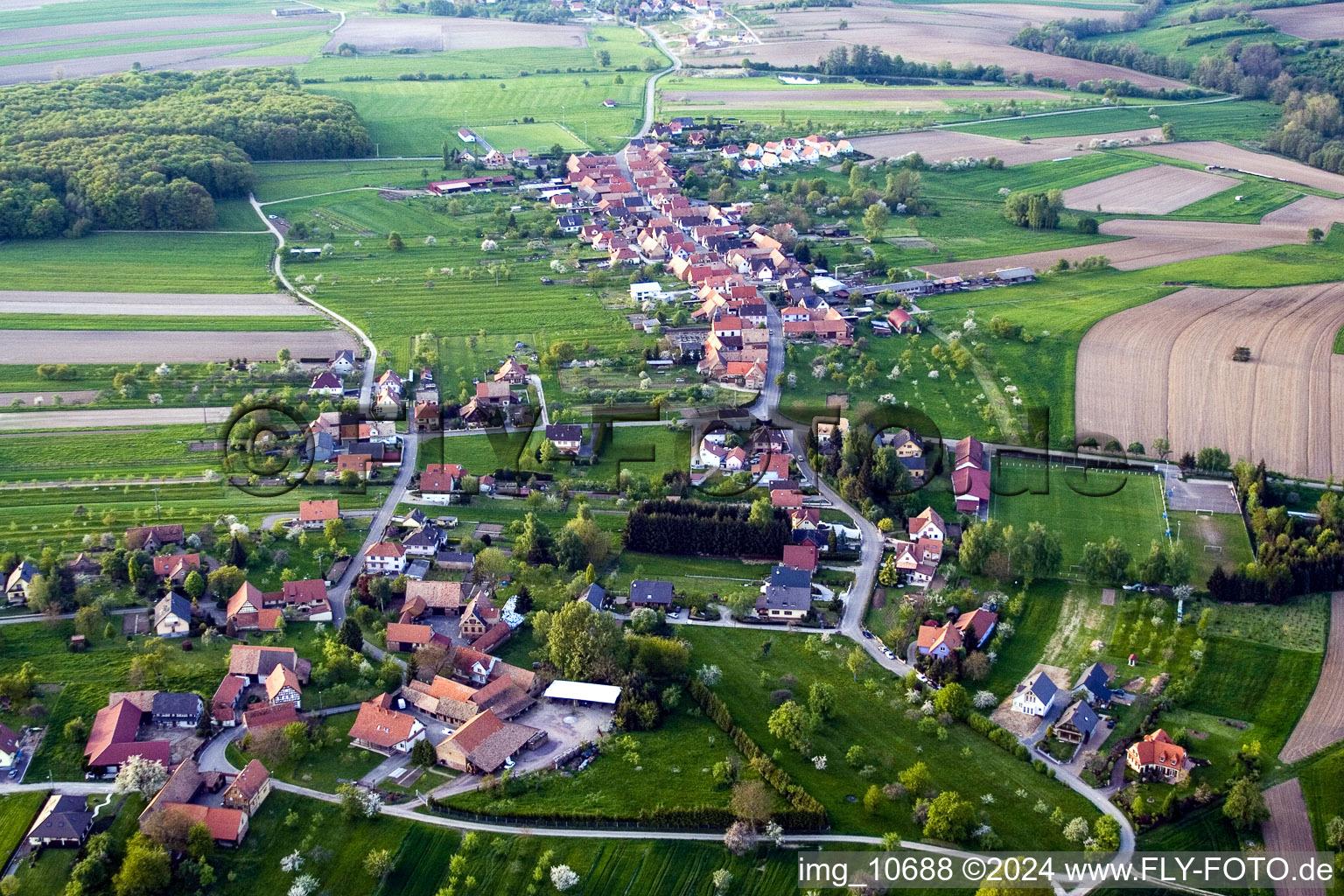 Image drone de Eschbach dans le département Bas Rhin, France