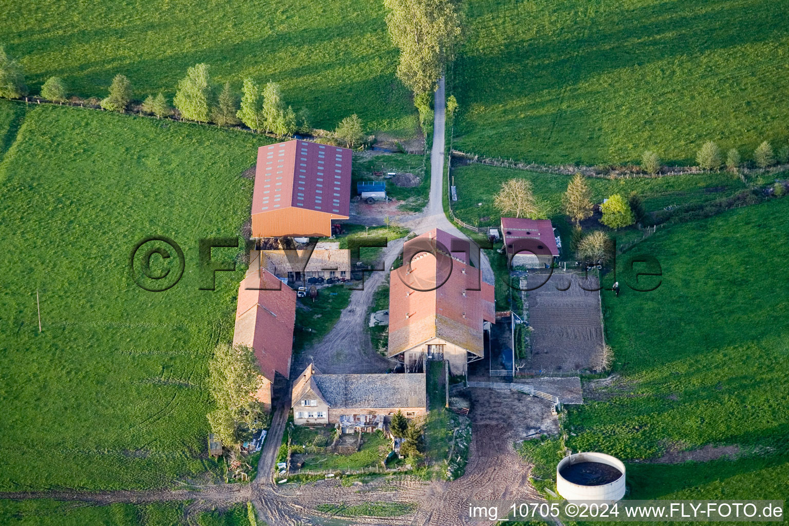 Image drone de Mertzwiller dans le département Bas Rhin, France