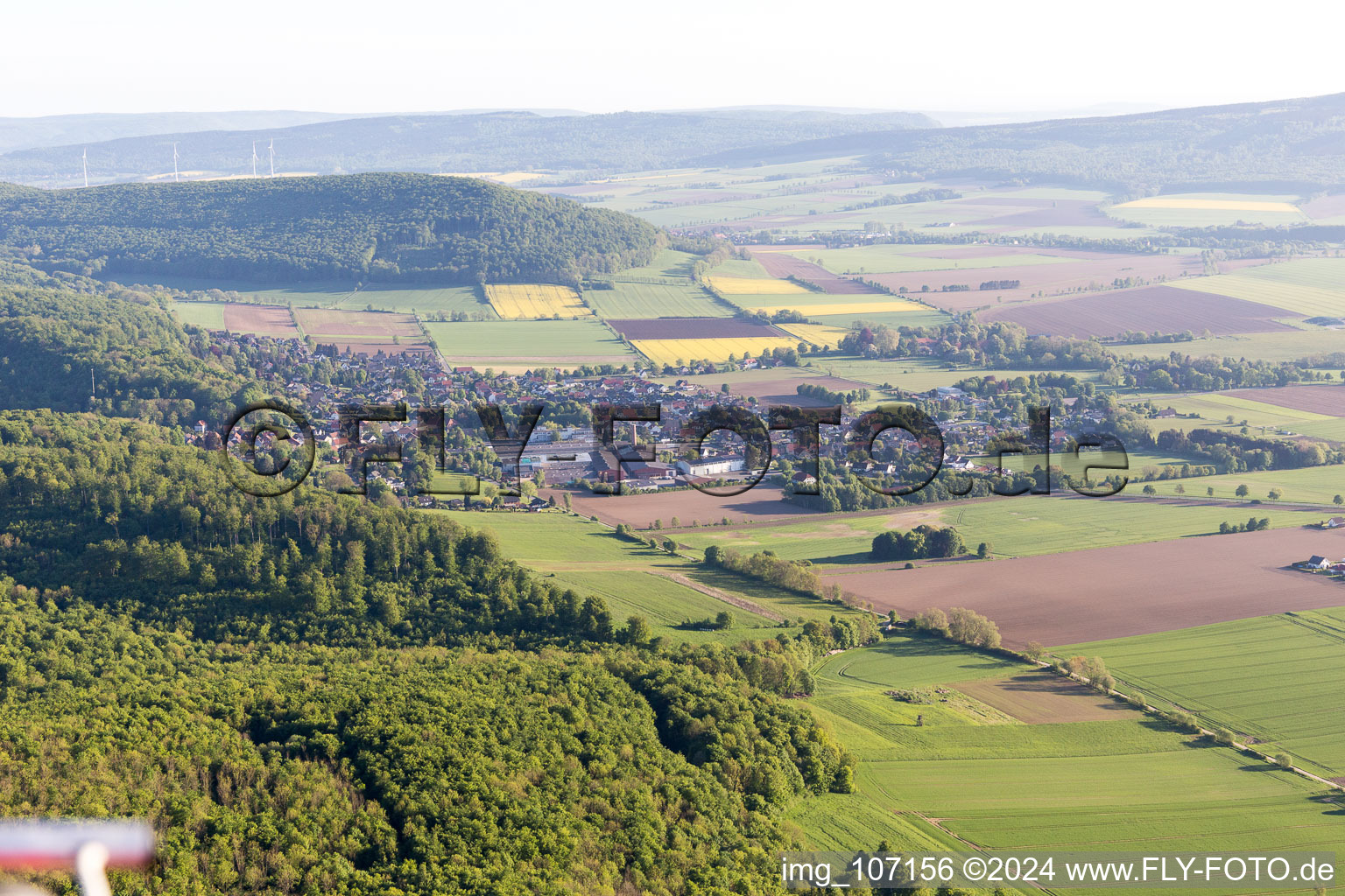 Vue aérienne de Lauenstein dans le département Basse-Saxe, Allemagne